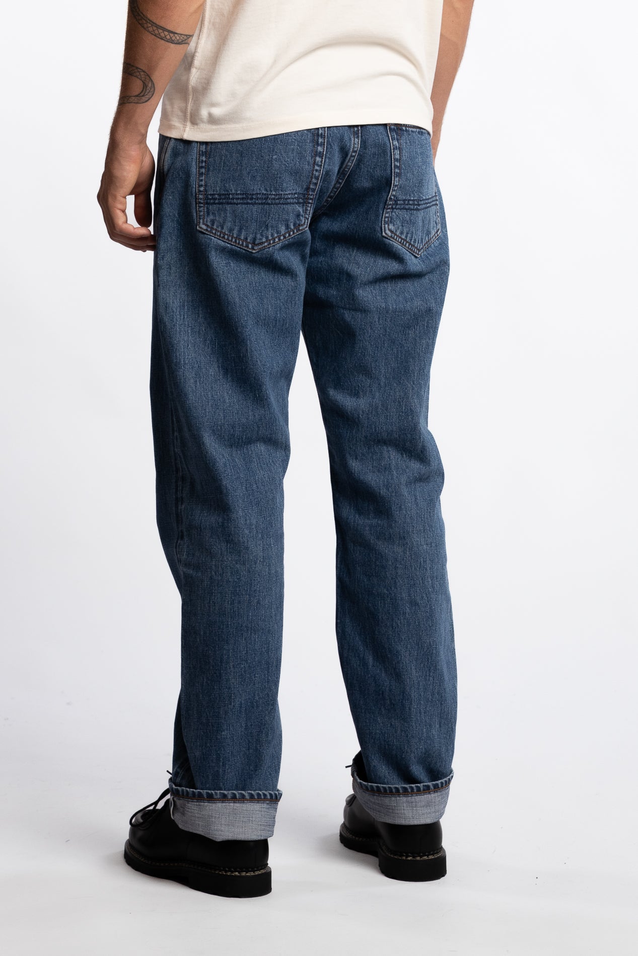 14,2 Oz 5-Pocket Mid-Waist Japanese Selvedge Denim Bleach Wash